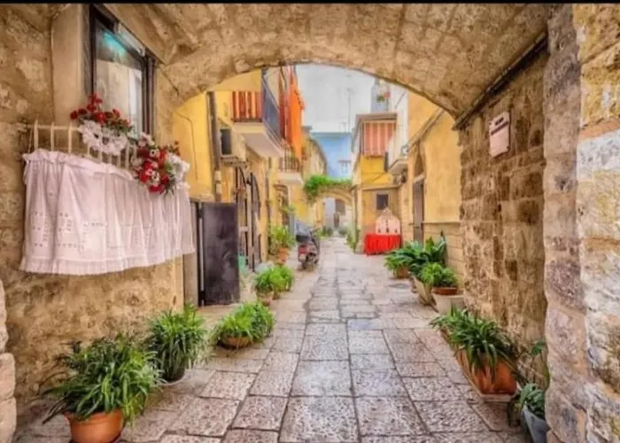 L\'Incanto Del Borgo Antico- Locazione Turistica